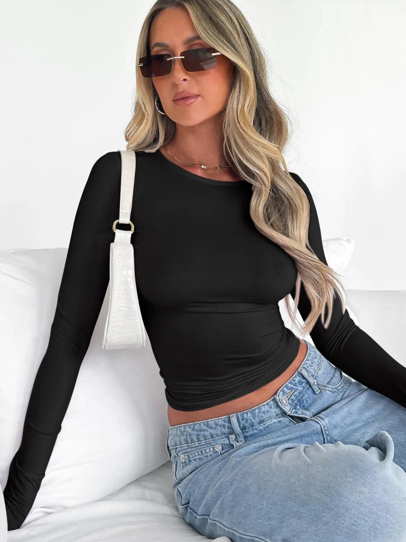 Women's Plain Long Sleeve Cropped Tee - Casual Round Neck Crop Top for Women